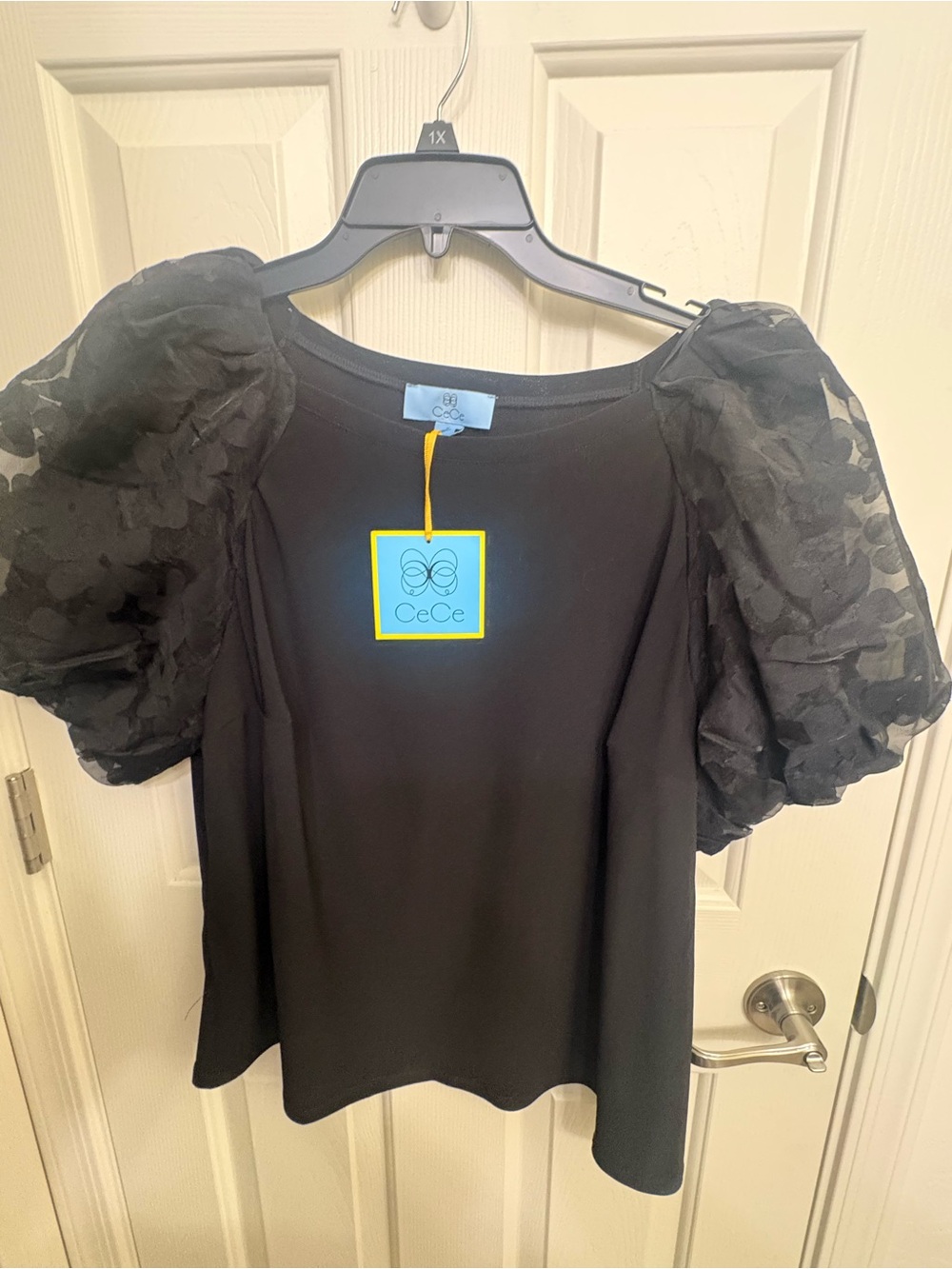 NWT- CeCe Black Puff-Sleeve Blouse